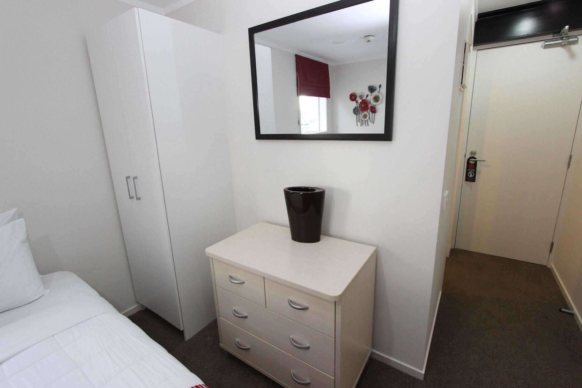 Waldorf Bankside Apartments オークランド エクステリア 写真